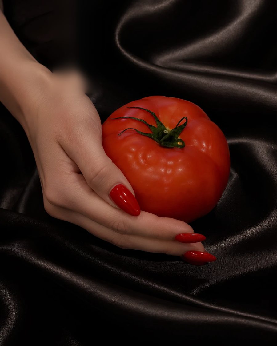Nail đỏ bóng